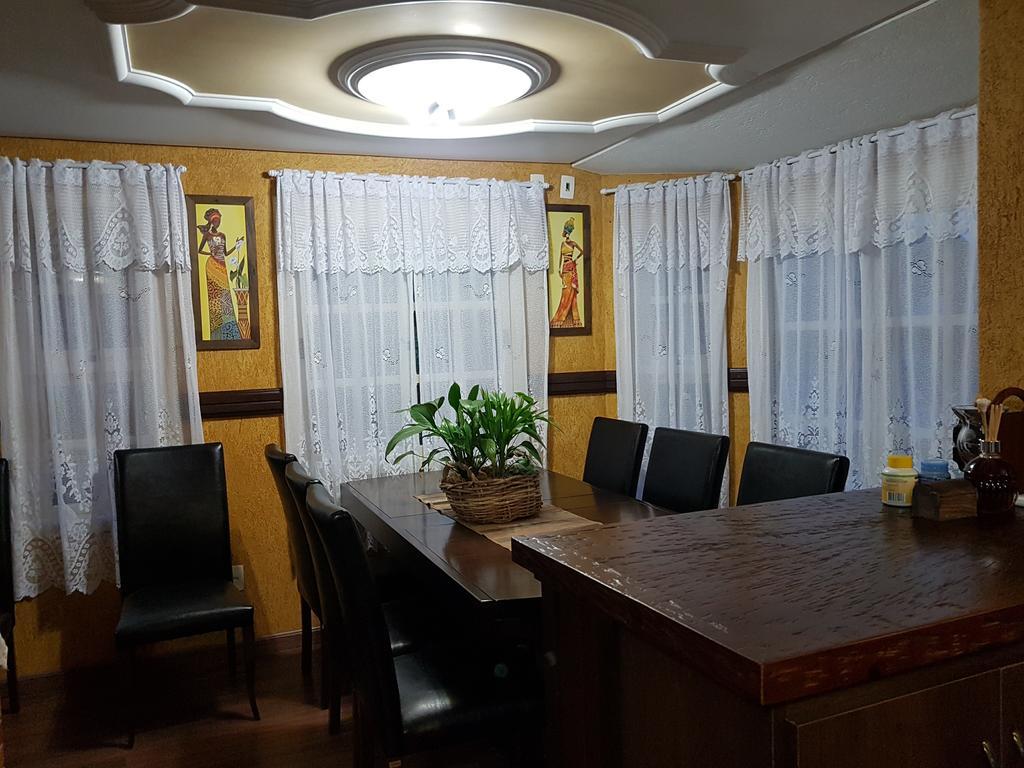 Villa Residencia No Centro De Gramado Esterno foto